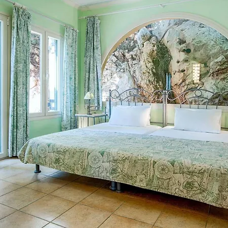 Villa Elpida